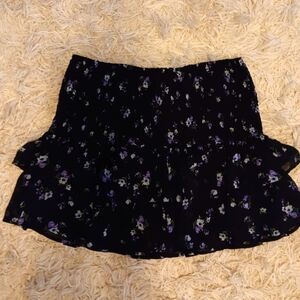 Wayf  Womens Skirt XL Black Floral Spring Summer Skirt NEW